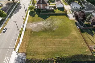 652 Penfield St, Beecher, IL 60401 - Photo 4