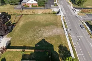 652 Penfield St, Beecher, IL 60401 - Photo 6