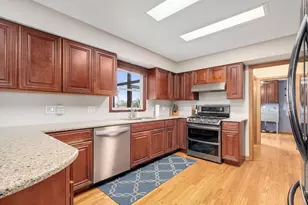 612 Stuart Dr, Carol Stream, IL 60188 - Photo 10