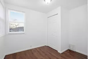 8047 45th Pl, Lyons, IL 60534 - Photo 6