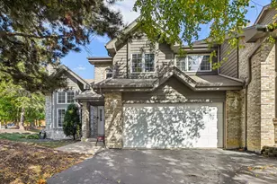 8624 Kendall Ln, Orland Park, IL 60462 - Photo 2