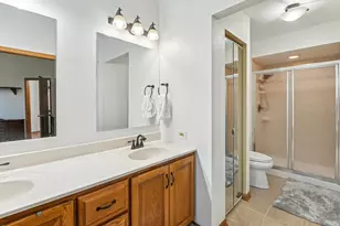 8624 Kendall Ln, Orland Park, IL 60462 - Photo 12