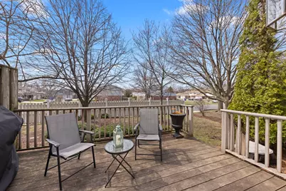 302 Roscommon Court, Glen Ellyn, IL 60137 - Photo 26