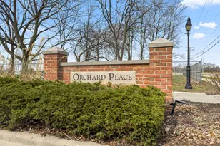 302 Roscommon Ct, Glen Ellyn, IL 60137 - Photo 28