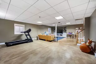 735 W 8th St, Hinsdale, IL 60521 - Photo 36