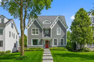 735 W 8th St, Hinsdale, IL 60521 - Photo 1