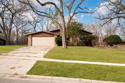 2205 Country Knoll Lane, Elgin, IL 60123 - Photo 1