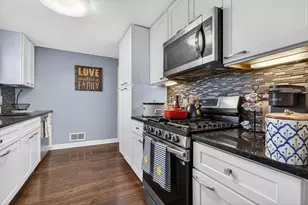 2634 Silver Creek Dr, Franklin Park, IL 60131 - Photo 16