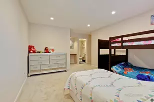 [Address not provided], Buffalo Grove, IL 60089 - Photo 18