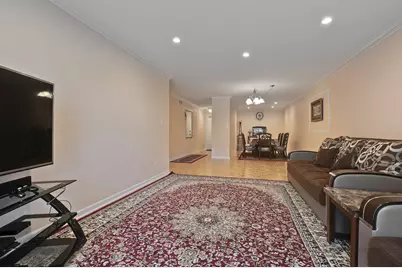 [Address not provided], Buffalo Grove, IL 60089 - Photo 8