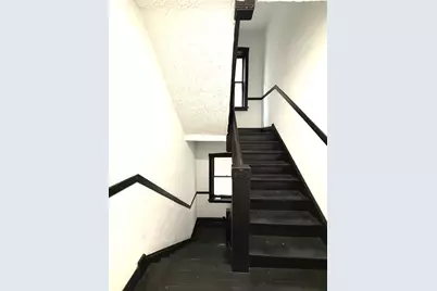 4925 N Albany Avenue, Chicago, IL 60625 - Photo 2