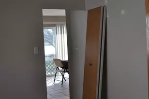 900 Shorewood Dr, Shorewood, IL 60404 - Photo 16