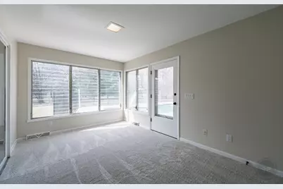 15600 Griswold Springs Road, Plano, IL 60545 - Photo 28