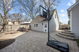 529 Park Dr, Kenilworth, IL 60043 - Photo 44