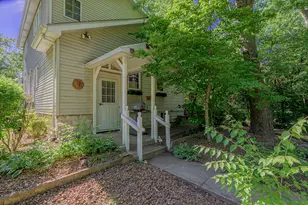 11923 S Laurie Ave, Palos Park, IL 60464 - Photo 2