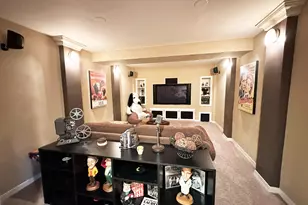 823 Columbia Cir, North Aurora, IL 60542 - Photo 36