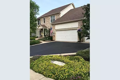 823 Columbia Circle, North Aurora, IL 60542 - Photo 4