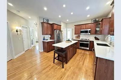 823 Columbia Circle, North Aurora, IL 60542 - Photo 14