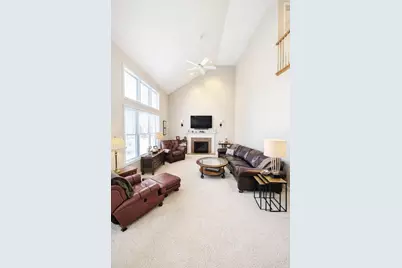 823 Columbia Circle, North Aurora, IL 60542 - Photo 16