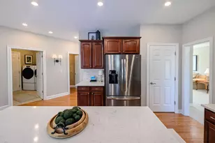 823 Columbia Cir, North Aurora, IL 60542 - Photo 10