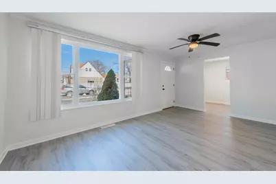 3137 176th Street, Lansing, IL 60438 - Photo 2