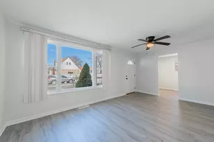 3137 176th St, Lansing, IL 60438 - Photo 2