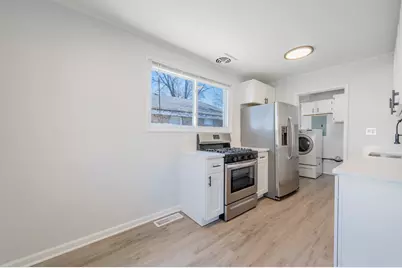 3137 176th Street, Lansing, IL 60438 - Photo 6