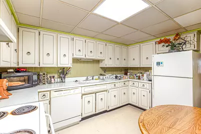 [Address not provided], Oak Lawn, IL 60453 - Photo 8