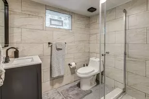 [Address not provided], Chicago, IL 60649 - Photo 12