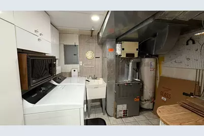 5714 Crain Street, Morton Grove, IL 60053 - Photo 18