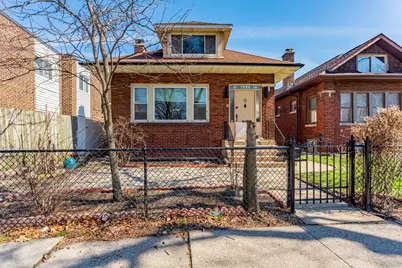 7533 N Ridge Boulevard, Chicago, IL 60645 - Photo 1