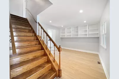 99 Essex Road, Elk Grove Village, IL 60007 - Photo 8