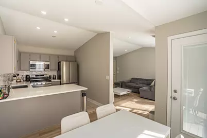 383 Woodview Circle #C, Elgin, IL 60120 - Photo 6