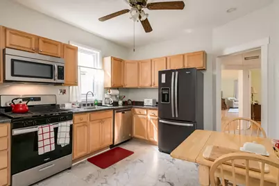 526 N Lombard Avenue, Oak Park, IL 60302 - Photo 8