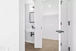 6605 North Ave, Oak Park, IL 60302 - Photo 10