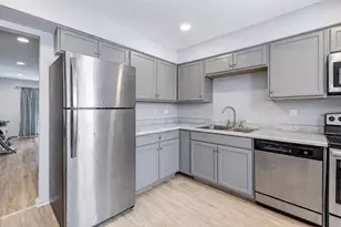 342 Klein Creek Ct, Carol Stream, IL 60188 - Photo 6