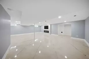 15566 Gouwens Ln, South Holland, IL 60473 - Photo 22