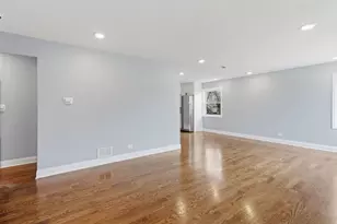 15566 Gouwens Ln, South Holland, IL 60473 - Photo 6