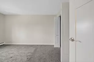 751 S Dwyer Ave, Arlington Heights, IL 60005 - Photo 18