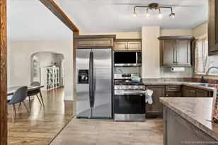 334 W School Street W, Villa Park, IL 60181 - Photo 12