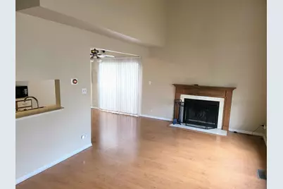 216 Ivy Court, Streamwood, IL 60107 - Photo 4