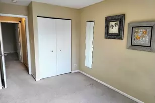 216 Ivy Ct, Streamwood, IL 60107 - Photo 14