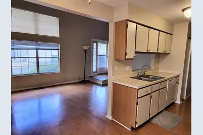 216 Ivy Court, Streamwood, IL 60107 - Photo 6