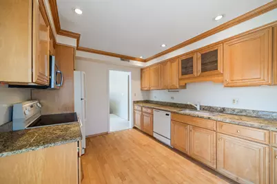 97 W Thornhill Lane #A, Lake Barrington, IL 60010 - Photo 10