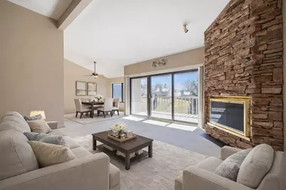 97 W Thornhill Lane #A, Lake Barrington, IL 60010 - Photo 6