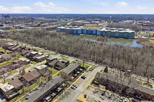 1S300 Stratford Ln, Villa Park, IL 60181 - Photo 26