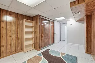 1S300 Stratford Ln, Villa Park, IL 60181 - Photo 16