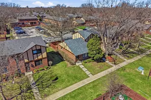 1S300 Stratford Ln, Villa Park, IL 60181 - Photo 22