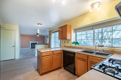 3140 Medford Court, Aurora, IL 60504 - Photo 4