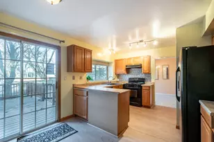 3140 Medford Ct, Aurora, IL 60504 - Photo 2